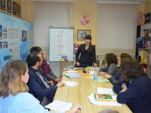 В школе чувашского языка при Полпредстве республики состоялись первые занятия в новом учебном году