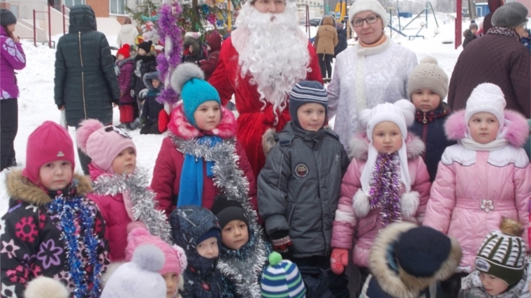 В Ленинском районе в рамках новогодних мероприятий пройдет более 30 акций, конкурсов и праздников