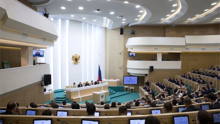 Заместитель главы города Чебоксары Николай Владимиров принял участие в итоговом в текущем году заседании Палаты молодых законодателей при Совете Федерации