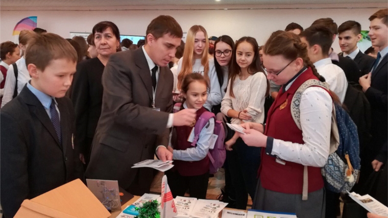 На II региональном чемпионате JuniorSkills Чувашский госуниверситет имени И.Н. Ульянова представил интерактивную выставку «Город профессий»