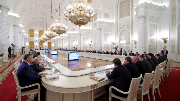 Президент России Владимир Путин назвал Чувашию в группе регионов-лидеров, которые задают высокие стандарты в инвестиционной сфере