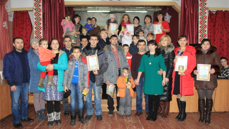 25 многодетным семьям Чебоксарского района вручены сертификаты на земельные участки