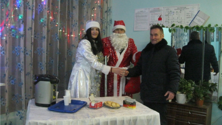 Новогодний праздник в Кильдюшевском СДК «У ёлки всем селом»