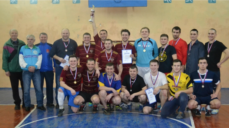 Декаду спорта и здоровья открыл турнир по мини-футболу