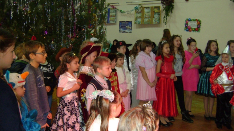 В дни школьных каникул в сельских Домах культуры проходят праздничные мероприятия