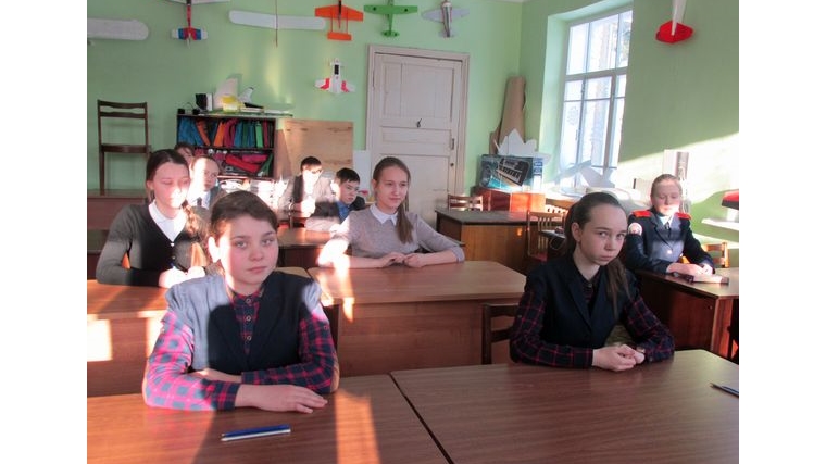 Года добровольца и волонтёра в Ядринском районе: в Доме детского творчества проведен II очный тур викторины для волонтеров