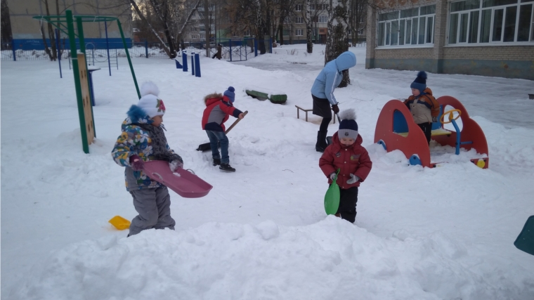 Зима – время снежных игр и забав