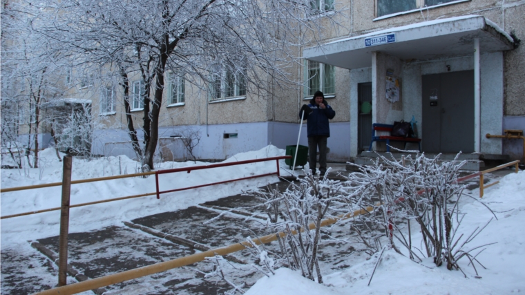 «Так держать!» Владимир Филиппов оценил качество зимнего содержания территорий многоквартирных домов в г.Чебоксары