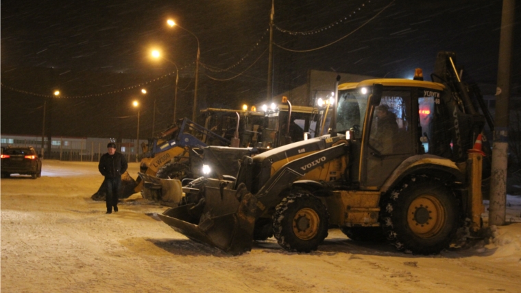 г. Новочебоксарск: продолжаются работы по уборке городских дорог