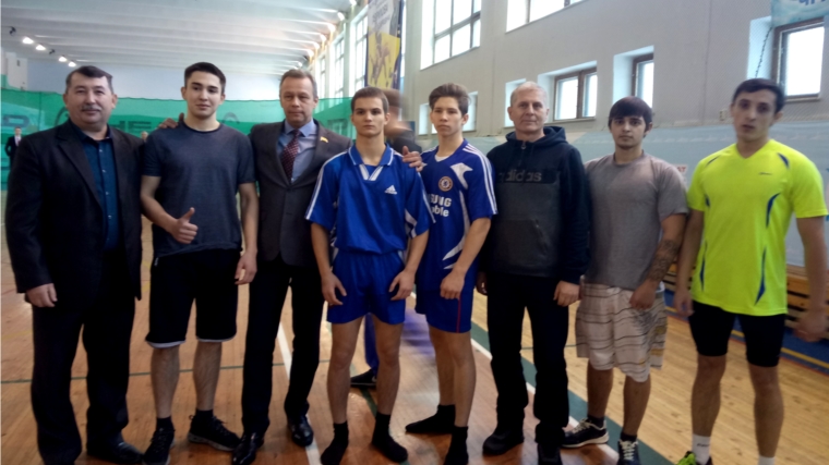 Награждение участников турнира по силовому многоборью на гимнастической перекладине «Русский силомер»