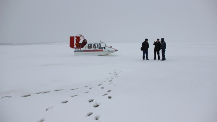 Незаметно тает лед: Любителям подлёдного лова в Чебоксарах еще раз напомнили о рисках