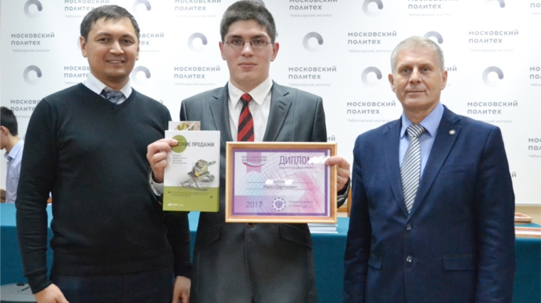 С гордостью о нашем выпускнике Кирской средней школы Иване Голюшове - победителе конкурса «УМНИК» и обладателе гранта в 500 тысяч рублей