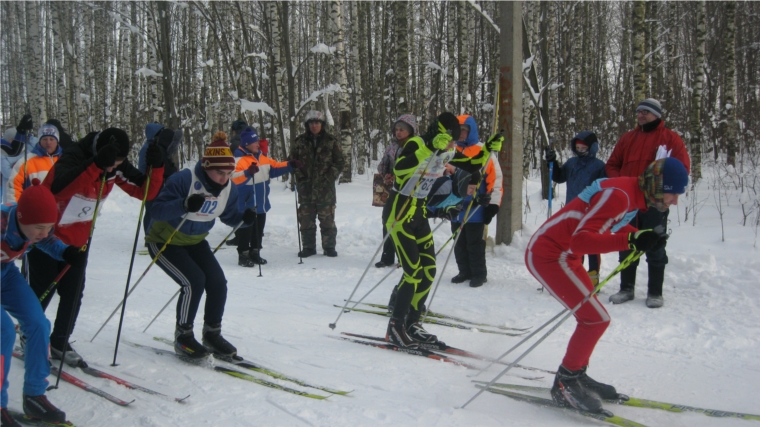 Несмотря на морозную погоду участники чемпионата и первенства города Канаш по лыжным гонкам 2018 года показали высокие результаты