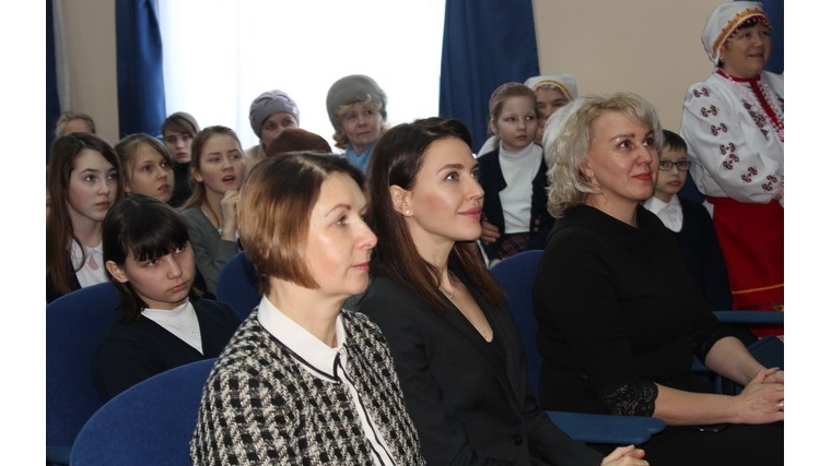 Депутат Государственной Думы РФ Алена Аршинова открыла проект «Караван искусств»