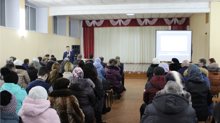 В городе Канаш состоялась встреча Виталия Михайлова с жителями микрорайона «Центральный»