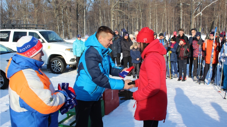 Канашцы приняли активное участие в массовой лыжной гонке «Лыжня России»