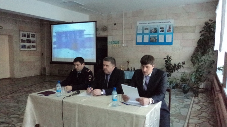 В Семеновском сельском поселении состоялся отчет главы Сергея Мясникова перед жителями села