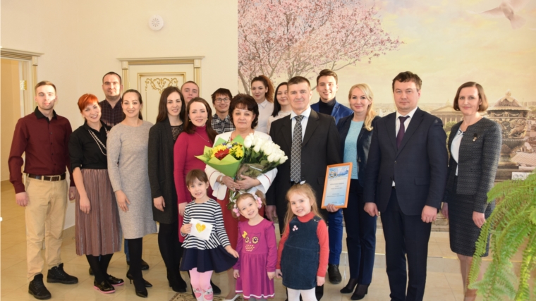 В Московском районе г. Чебоксары с «коралловой» свадьбой поздравили супругов Флоренцевых