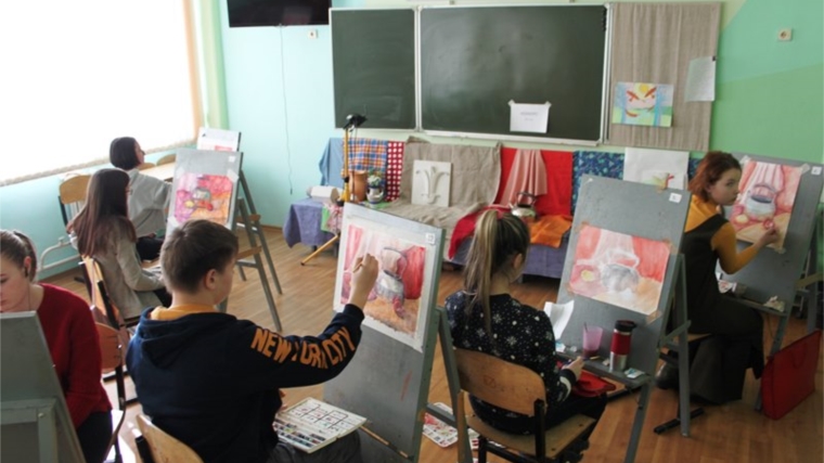 В Чебоксарах подвели итоги конкурса «Акварельная живопись»