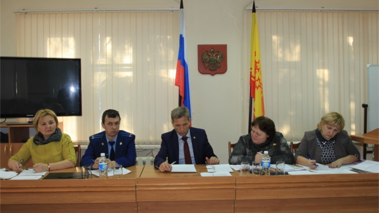 О заседании комиссии по повышению устойчивости социально-экономического развития Чебоксарского района