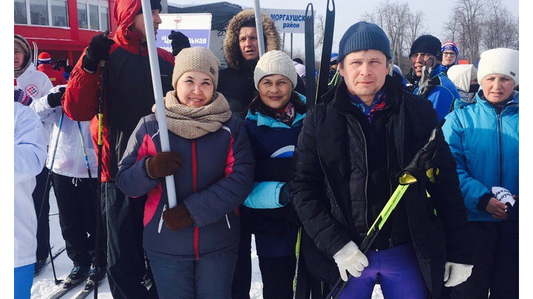 Прошел массовый лыжный забег партии «ЕДИНАЯ РОССИЯ» под девизом «Стартует вся Чувашия!»