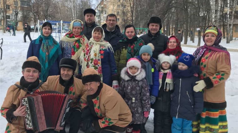 ТОС «Мирный» и ТОС «Уруковский» провели Масленицу для жителей микрорайона