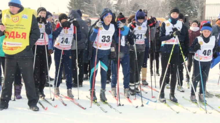 Команда города Канаш приняла участие в республиканской эстафете по лыжным гонкам