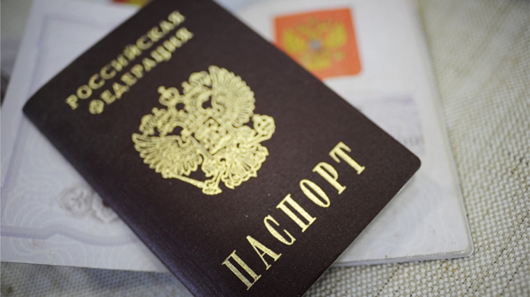 Гражданин России обязан сообщить о наличии у него иного гражданства