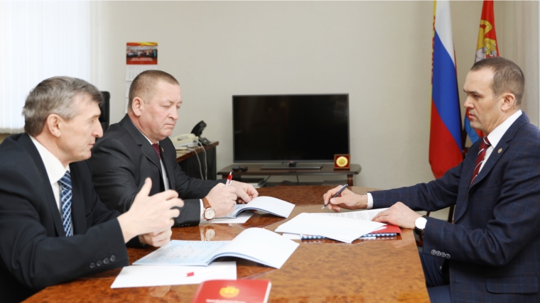 Михаил Игнатьев провел рабочую встречу с руководством Красночетайского района