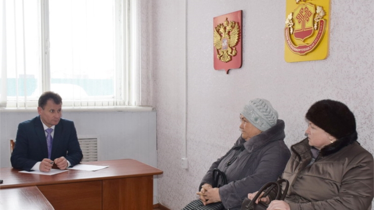 Глава администрации города Шумерля провел прием граждан по личным вопросам
