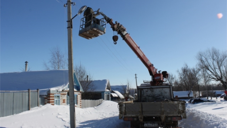 Замена ламп уличного освещения в д. Новое-Булдеево