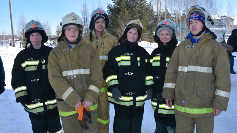 На базе 39 ПСЧ ФГКУ «9 отряд ФПС по Чувашской Республике –Чувашии» был проведен пожарно-спасательный флешмоб