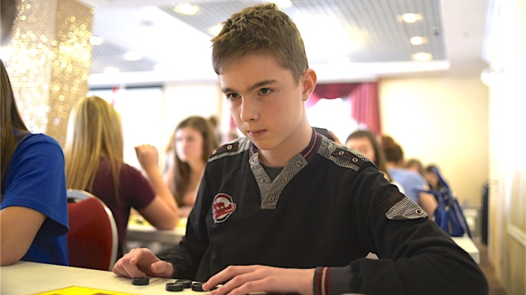 Чебоксарский школьник привез очередные медали с первенства России по русским шашкам