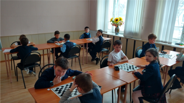 В Доме детского творчества прошли соревнования «Чудо шашки» среди обучающихся 2 классов
