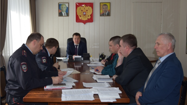 В Московском районе рассмотрены вопросы безопасности в период проведения экологического месячника