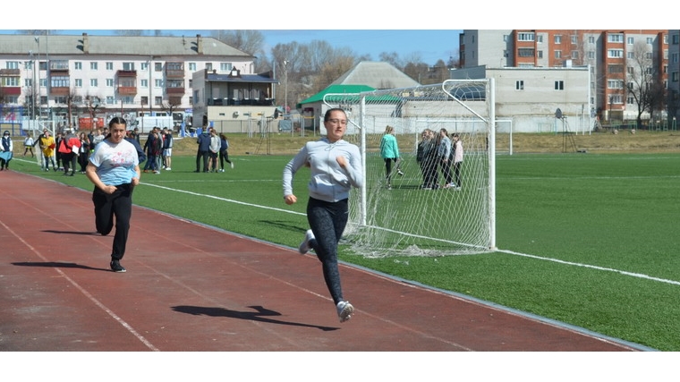В Шумерле прошел муниципальный этап республиканских спортивных соревнований школьников «Президентские состязания»