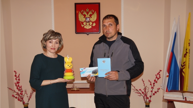 В отделе ЗАГС Ленинского района зарегистрирован 500-й новорожденный 2018 года