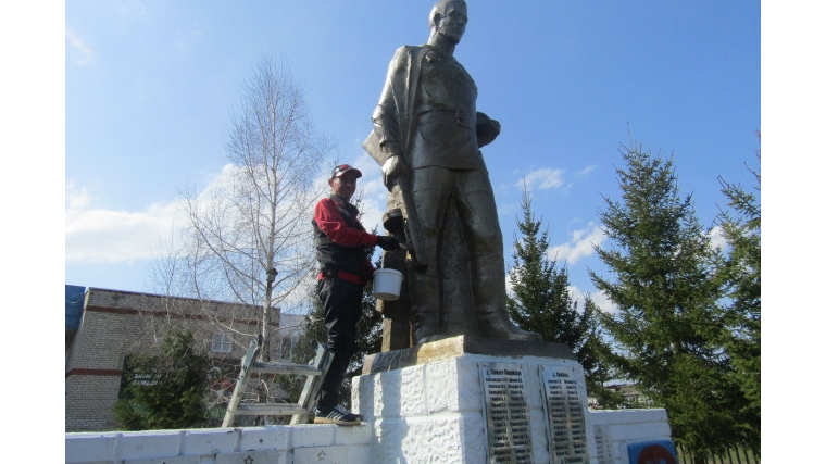 Очередной экологический субботник в мини-парке Победы