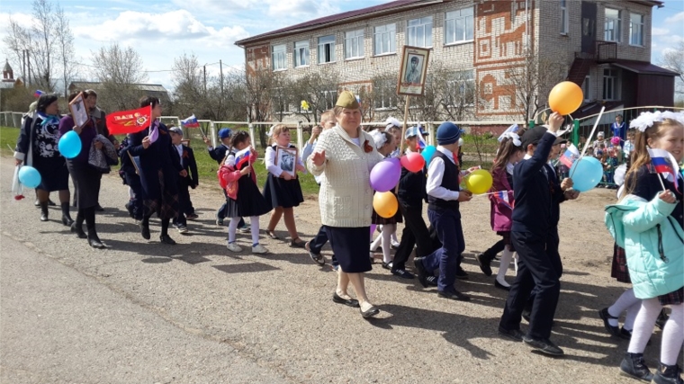 В Чубаевском сельском поселении прошли торжественные митинги, посвященные 73 –ой годовщины Победы в Великой Отечественной войне 1941-1945 годов