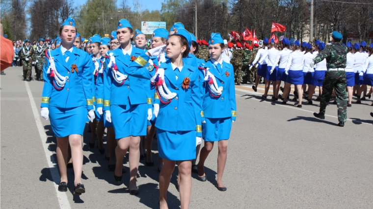 Парад юнармейцев стал одним из ярких моментов митинга «Памяти павших будем достойны!»