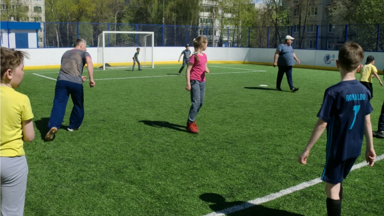 Товарищеская игра по мини-футболу между детскими командами Ленинского района