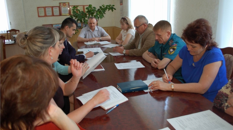 В администрации района состоялось первое организационное заседание комитета по проведению праздника песни, труда и спорта «Акатуй-2018»