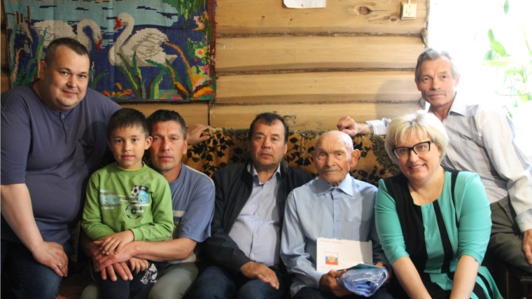 Житель д. Молгачкино Шумерлинского района Николай Чубуков отметил свой 90-летний юбилей
