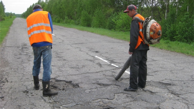 В Порецком районе ведется ремонт местных автомобильных дорог