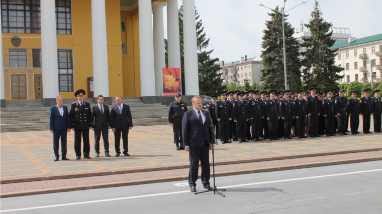Виктор Горбунов принял участие в проводах сводного отряда чувашских полицейских в командировку в Республику Татарстан