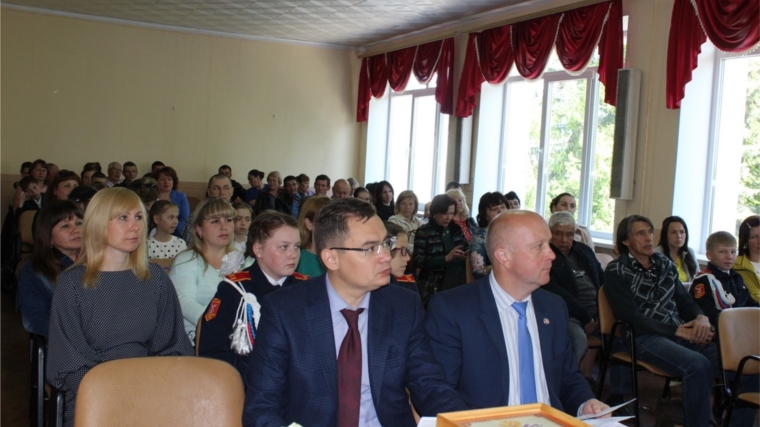 В Ядринской районной администрации состоялось торжественное мероприятие, посвященное Дню российского предпринимательства