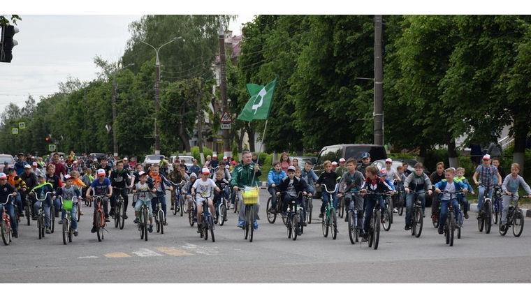 Международный день эколога в городе Шумерля отметили массовым велопробегом