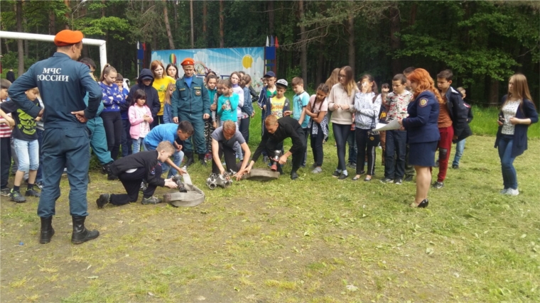 День пожарной безопасности прошел в детском оздоровительном лагере «Соснячок» города Шумерля