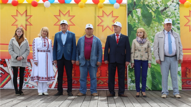 В Шемуршинском районе состоялся традиционный праздник песни, труда и спорта «Акатуй - 2018»
