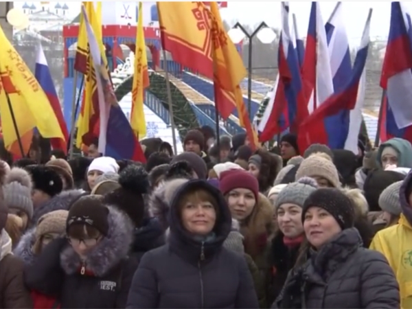 Масштабная патриотическая акция &quot;Россия в моем сердце&quot; прошла по всей стране